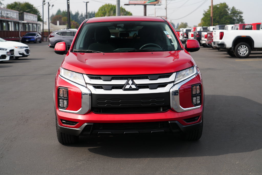 Used 2024 Mitsubishi Outlander Sport ES AWD/4WD image 3