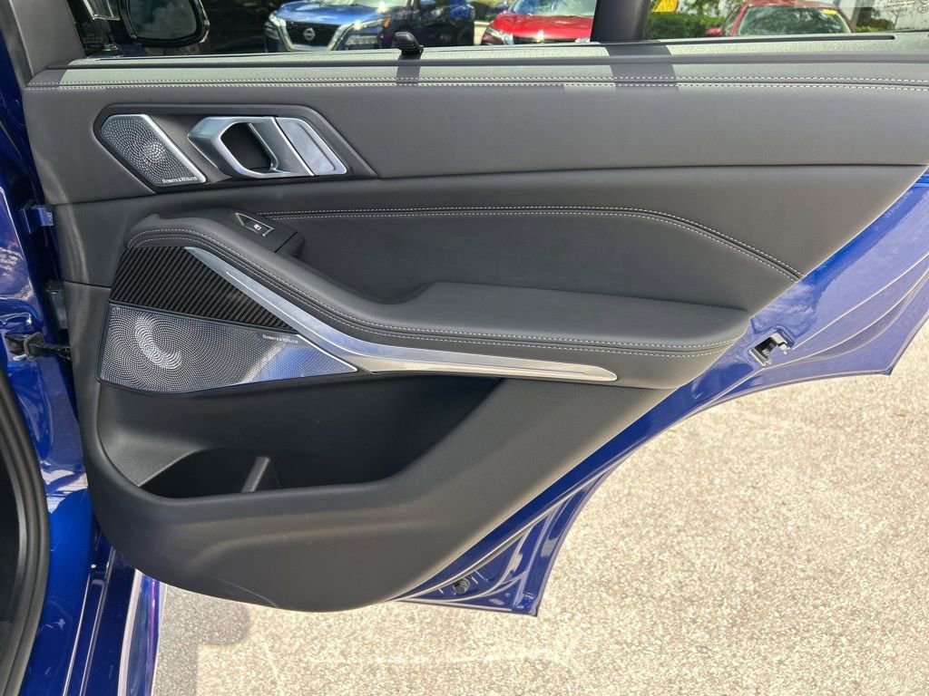 Used 2026 BMW X5 M60i image 46