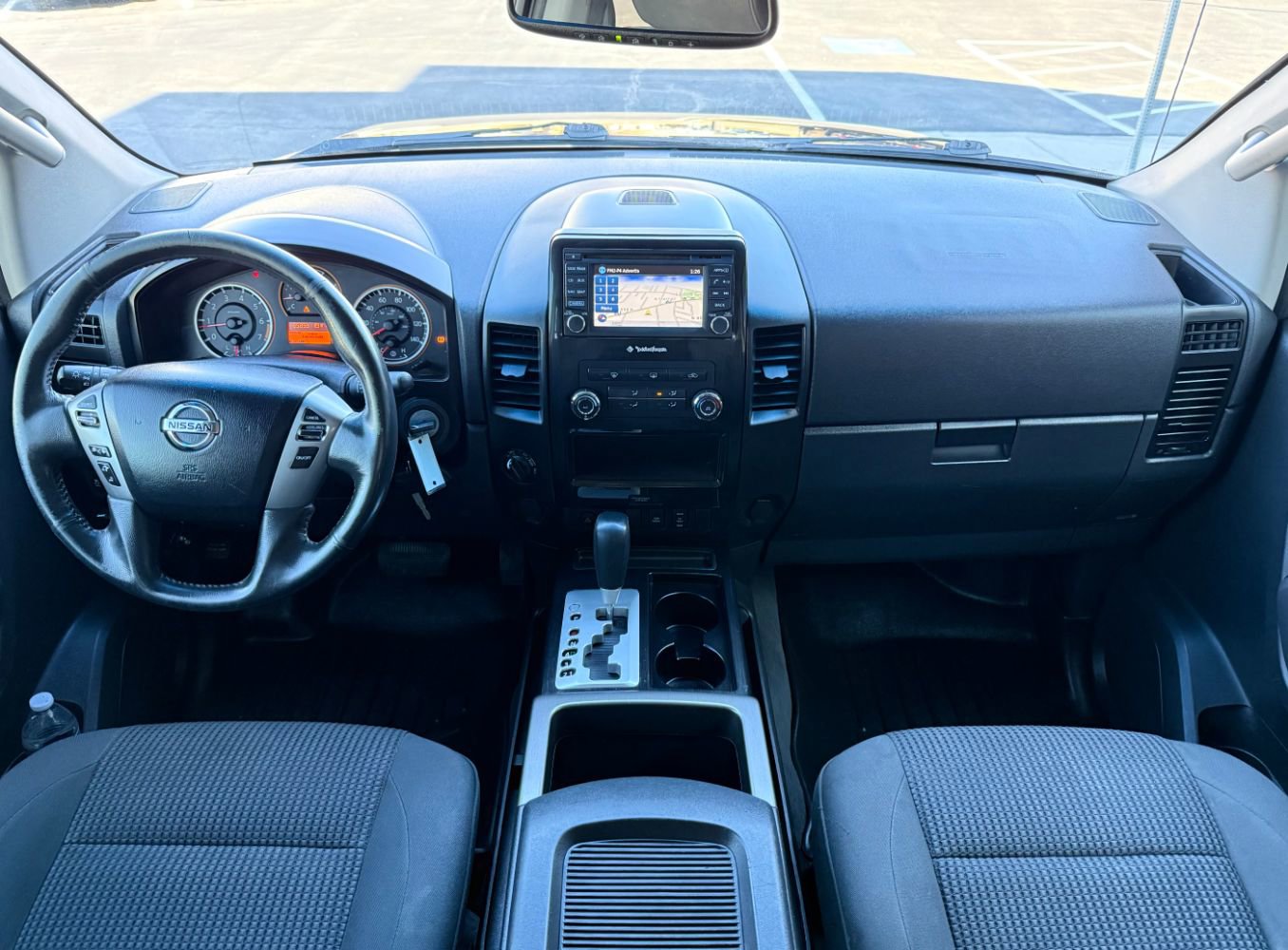 Used 2015 Nissan Titan SV w/ SV Value Truck Package image 14