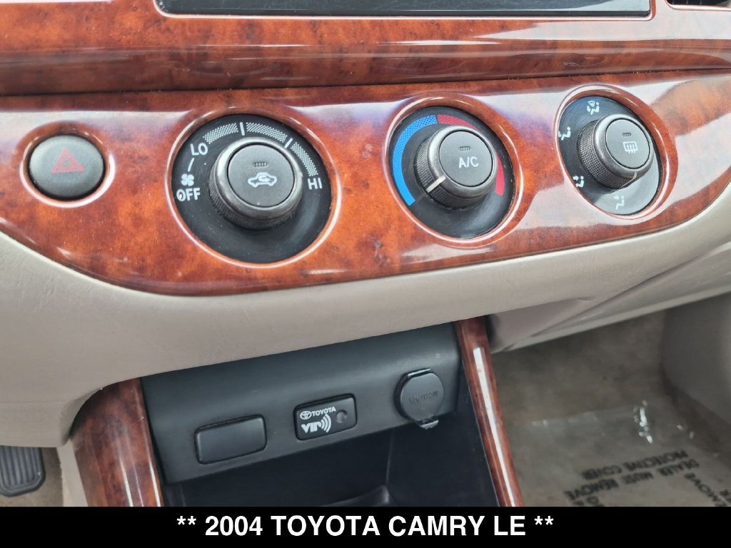 Used 2004 Toyota Camry LE w/ Limited Edition Pkg FWD image 19