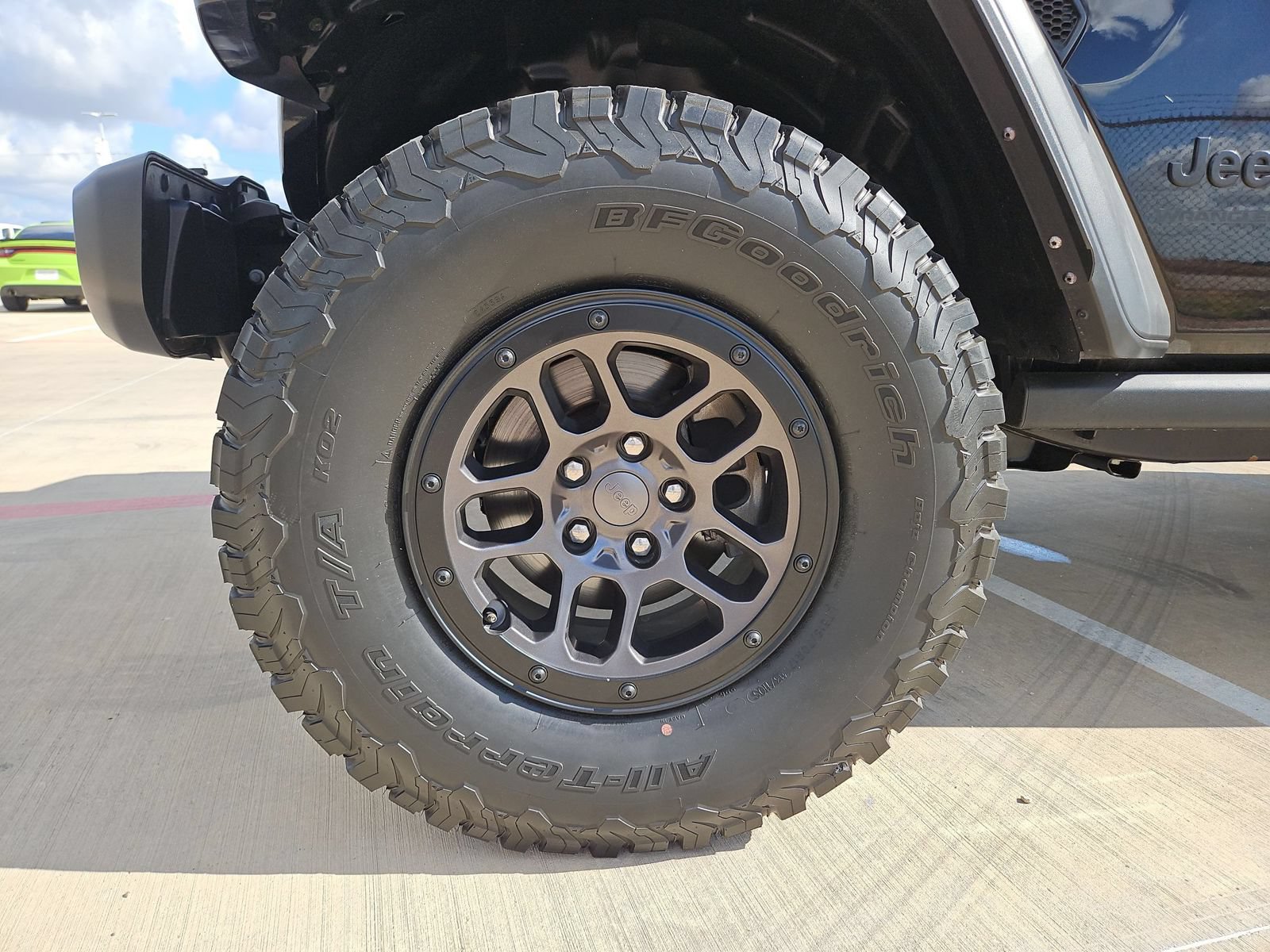 Used 2023 Jeep Wrangler Unlimited Sport AWD/4WD image 27