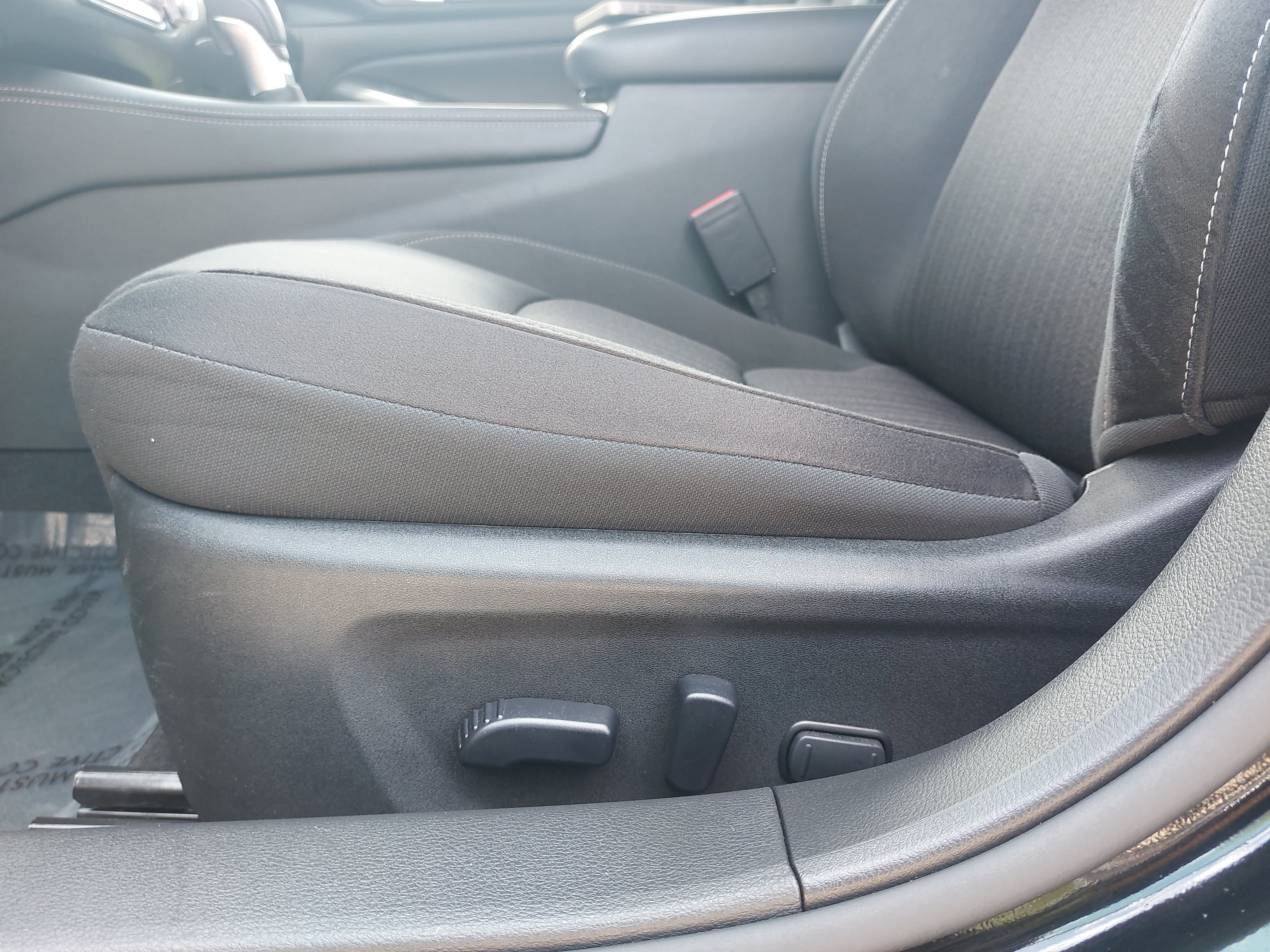 Used 2024 Nissan Altima 2.5 SV w/ SV Premium Package FWD image 29