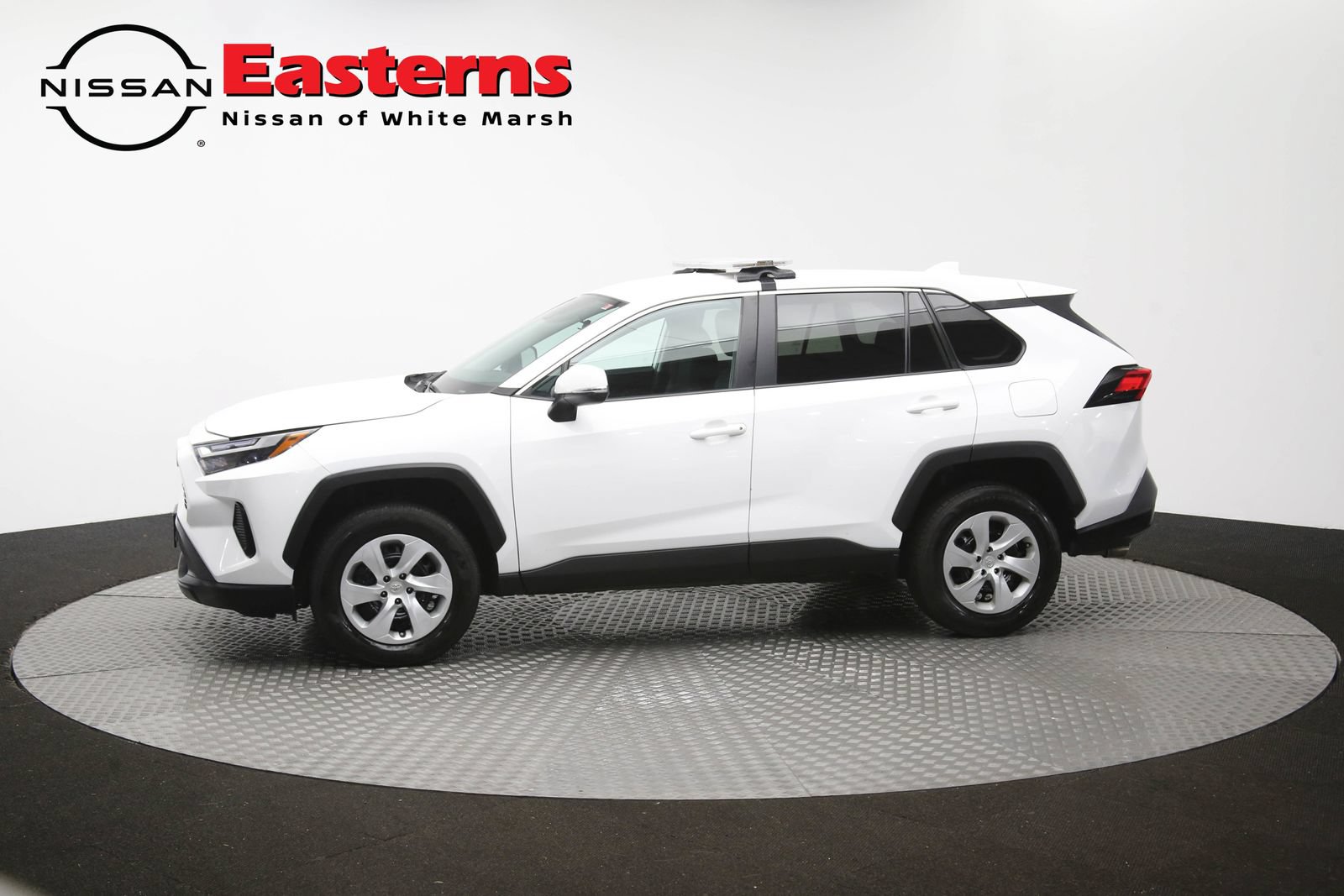 Used 2023 Toyota RAV4 LE AWD/4WD image 58