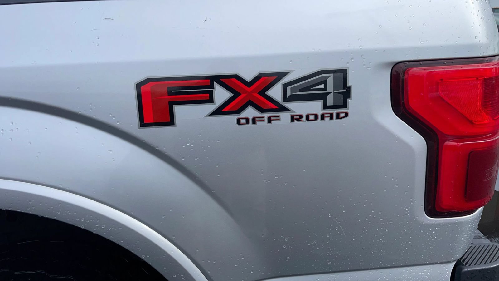 Used 2019 Ford F150 Lariat w/ Equipment Group 502A Luxury AWD/4WD image 43