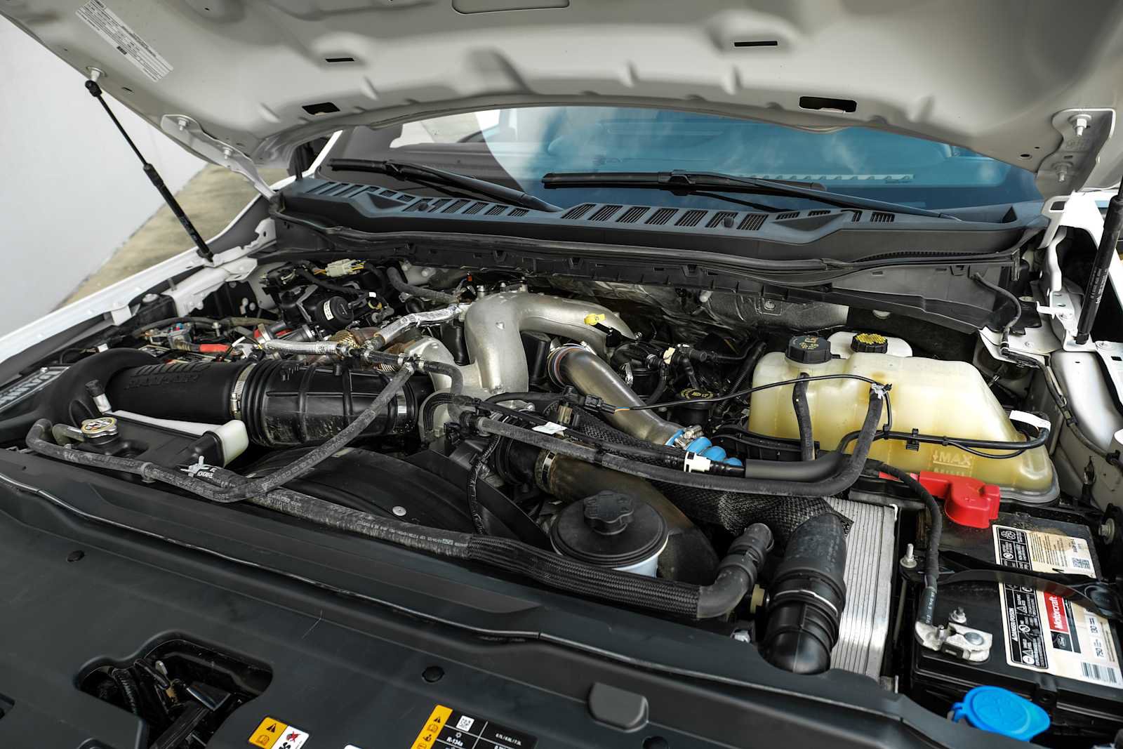 Used 2023 Ford F350 Lariat w/ FX4 Off-Road Package image 49