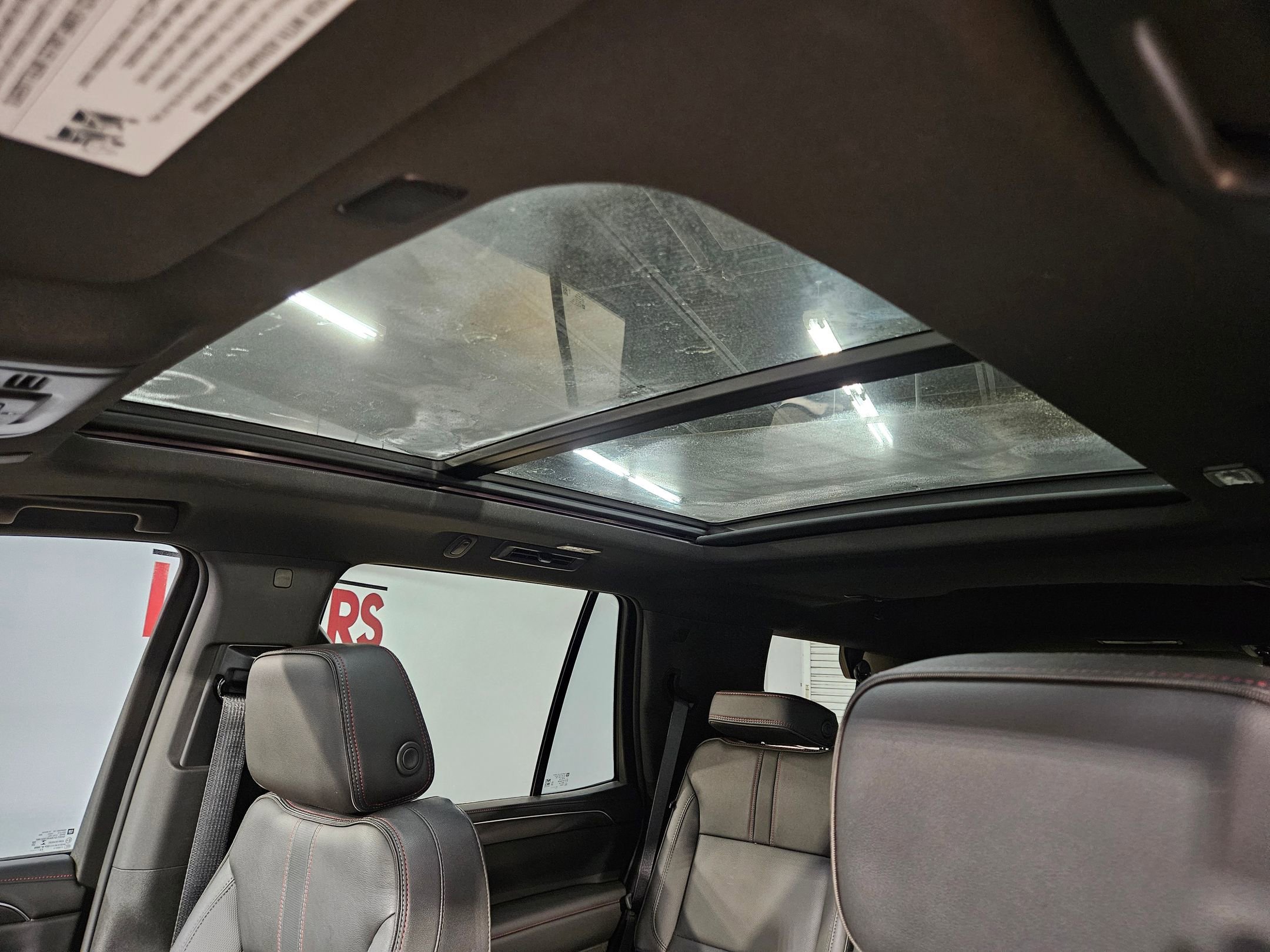 Used 2023 Chevrolet Tahoe RST AWD/4WD image 25