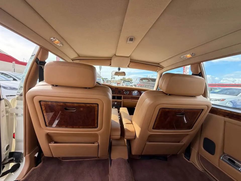 Used 1988 Rolls-Royce Silver Spur image 13