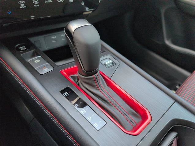New 2025 Nissan Kicks SR w/ Illumination Package image 13