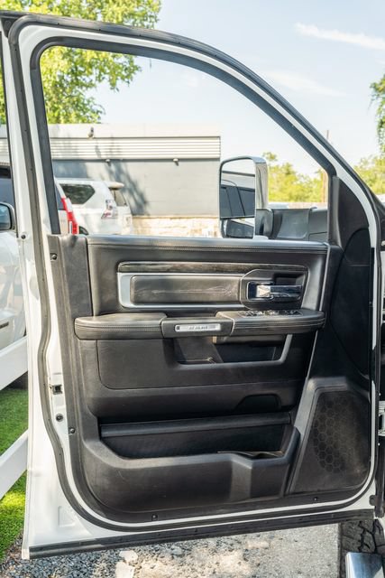 Used 2018 RAM 3500 Laramie Longhorn AWD/4WD image 17