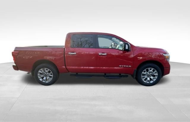 Used 2023 Nissan Titan SV w/ SV Convenience Package image 10