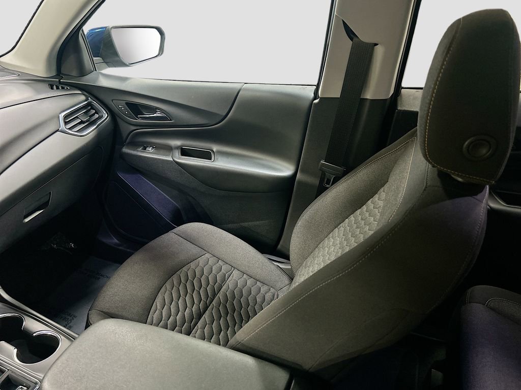 Used 2021 Chevrolet Equinox LT image 22