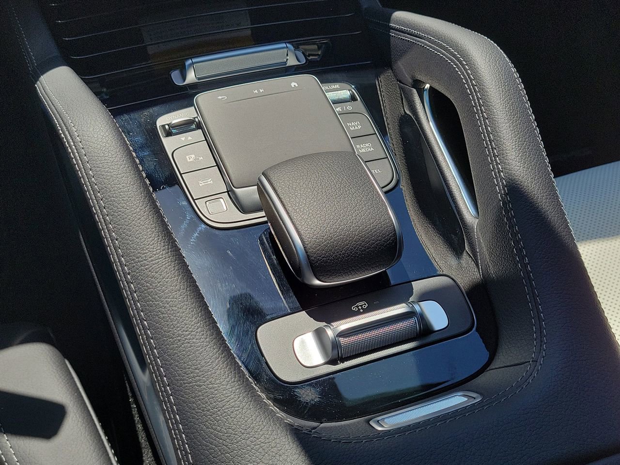 New 2026 Mercedes-Benz GLE 580 4MATIC image 21