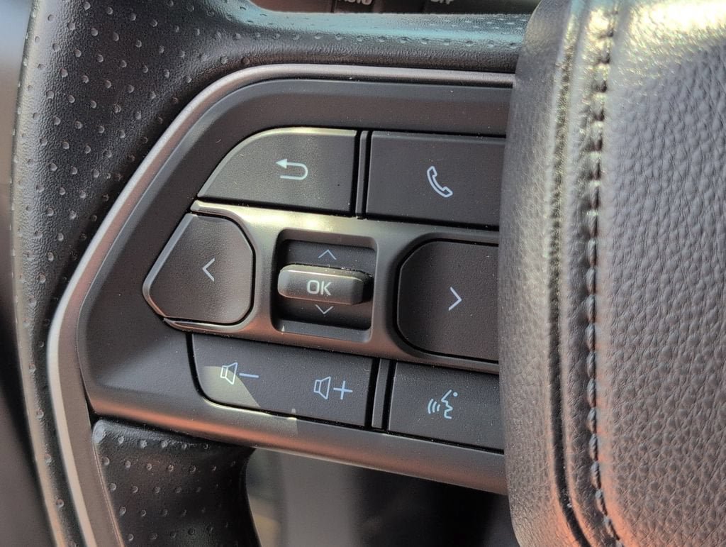 Used 2025 Toyota Tundra SR5 w/ SR5 Convenience Package RWD image 29