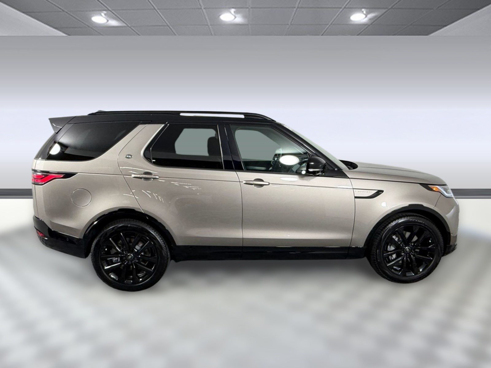 New 2026 Land Rover Discovery Dynamic SE AWD/4WD image 8