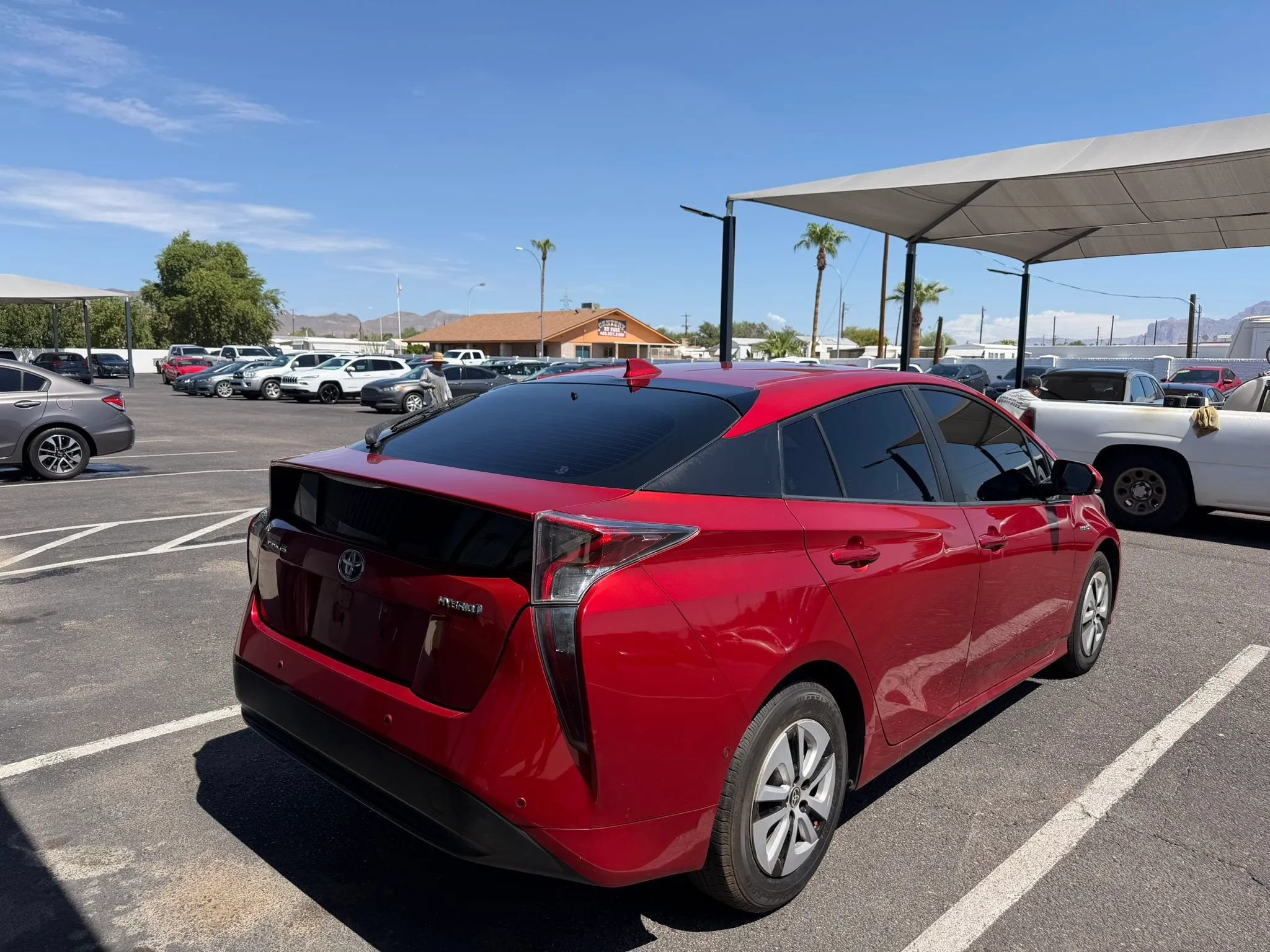 Used 2018 Toyota Prius Two w/ Prius Two Safety Plus Package FWD image 11