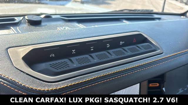 Used 2024 Ford Bronco Badlands image 12