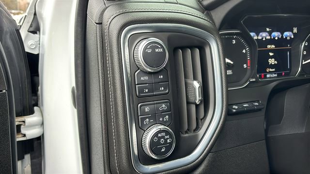 Used 2023 GMC Sierra 2500 Denali w/ Denali Ultimate Package image 17