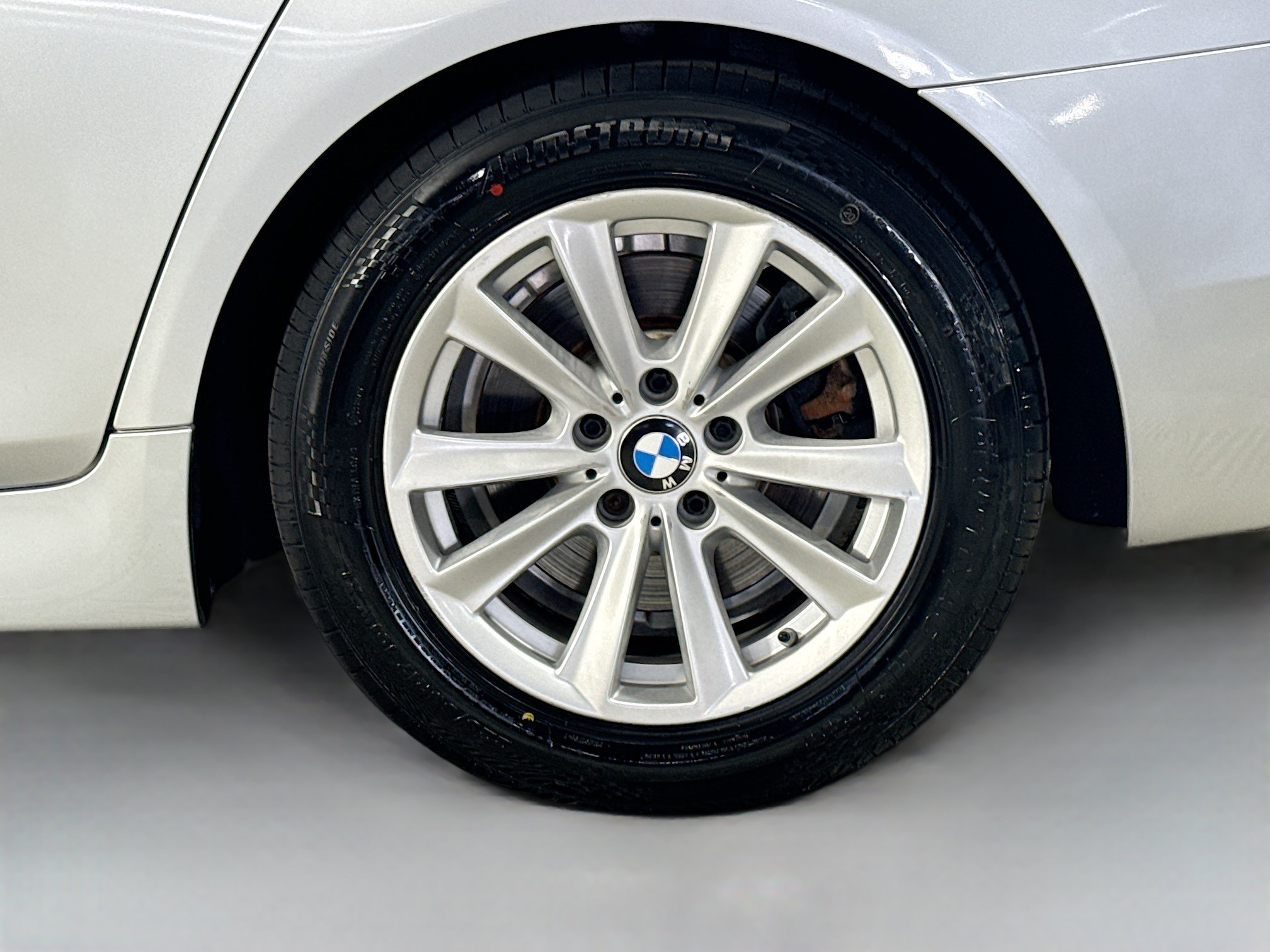 Used 2016 BMW 528i Sedan RWD image 36