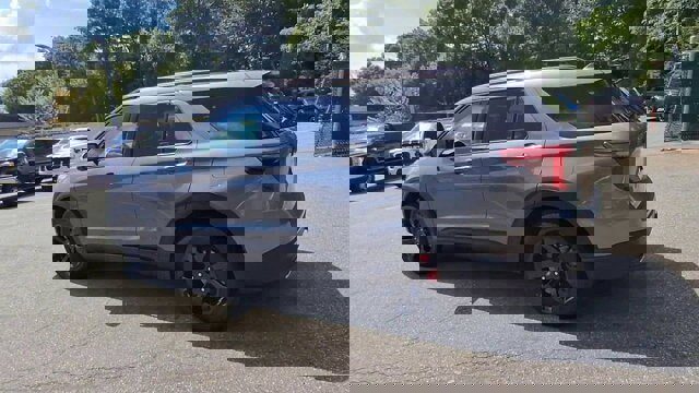 Certified 2022 Ford Explorer ST w/ Equipment Group 401A image 3