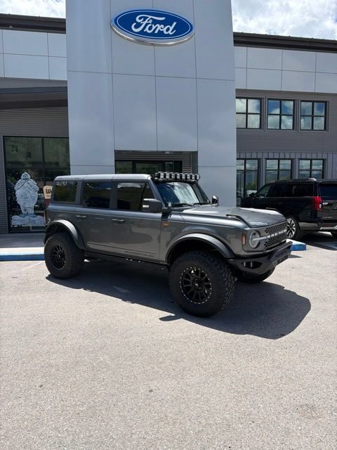 Used 2022 Ford Bronco Badlands AWD/4WD image 2