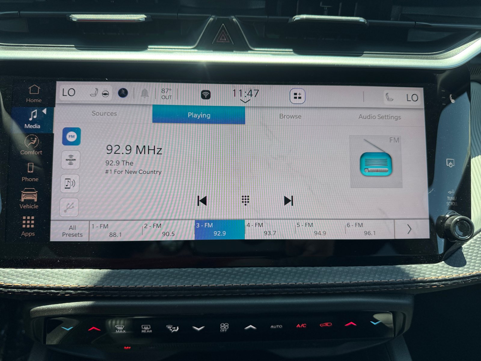 New 2026 Jeep Cherokee Limited AWD/4WD image 12