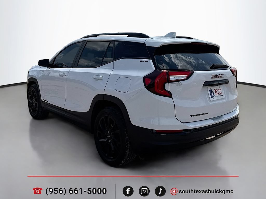 Used 2024 GMC Terrain SLE w/ Driver Convenience Package FWD image 6