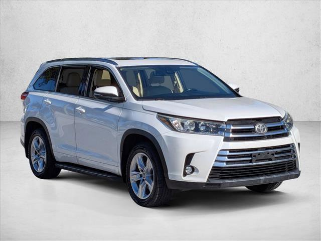 Used 2019 Toyota Highlander Limited image 3