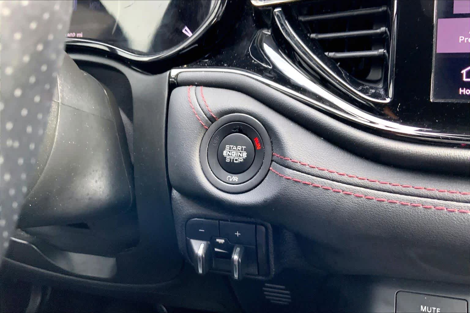 Used 2022 Dodge Durango R/T RWD image 35