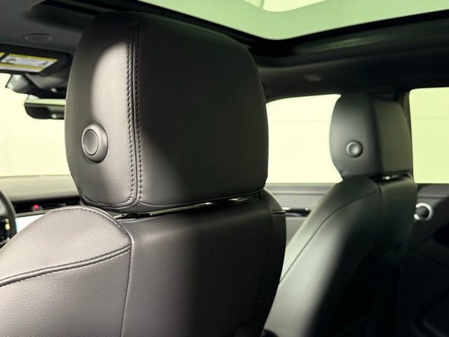 Certified 2026 Land Rover Range Rover Evoque S image 22