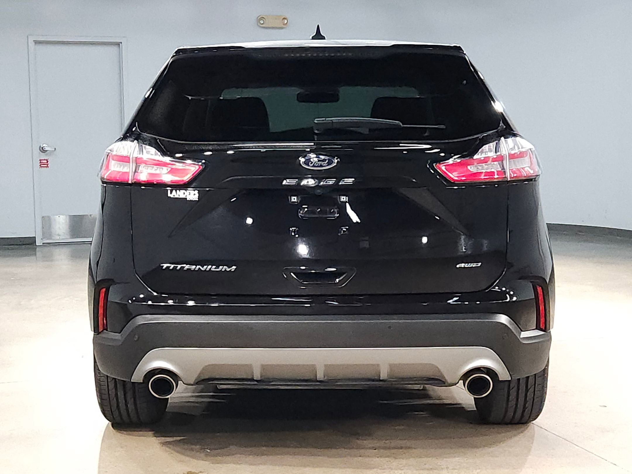 Used 2024 Ford Edge Titanium image 6