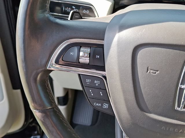 Used 2019 Lincoln Navigator Reserve AWD/4WD image 19