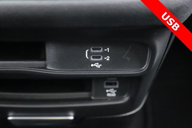 New 2026 Chrysler Pacifica Select image 24