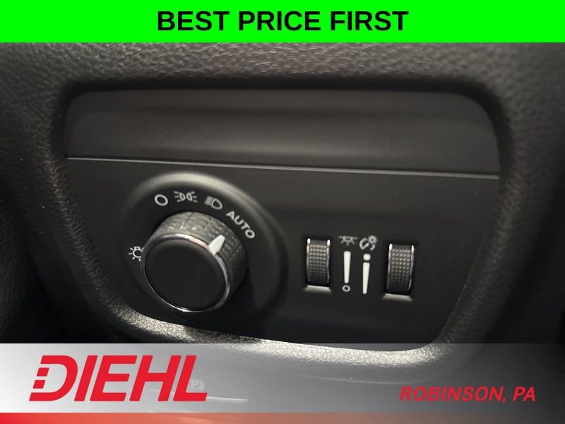 New 2026 Jeep Grand Cherokee Altitude AWD/4WD image 23