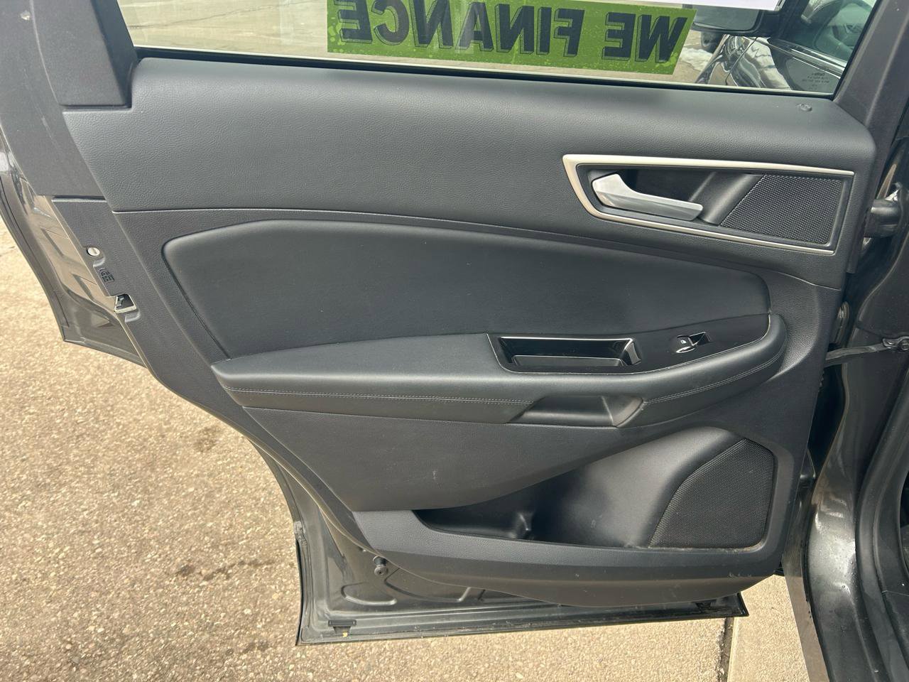 Used 2019 Ford Edge SEL w/ Equipment Group 201A image 13