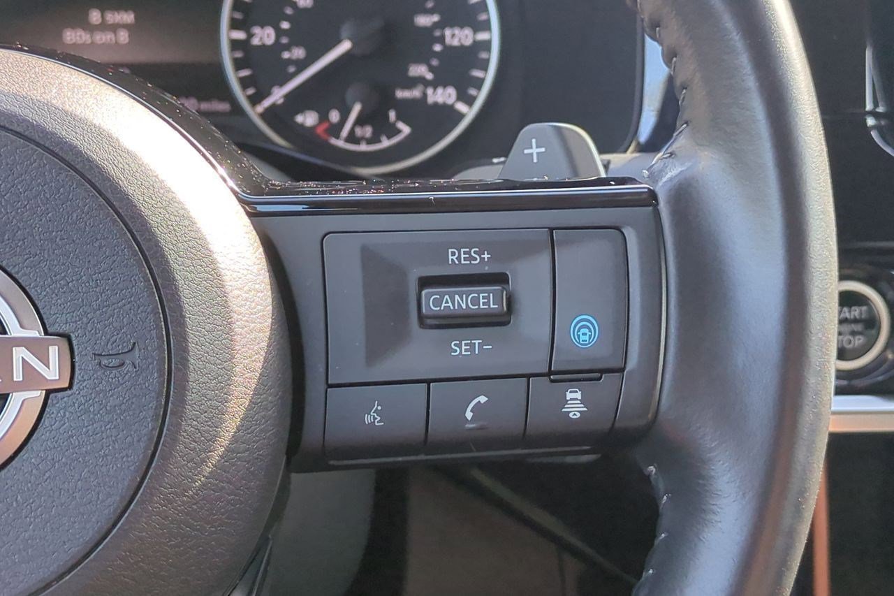 Certified 2023 Nissan Pathfinder SV FWD image 20