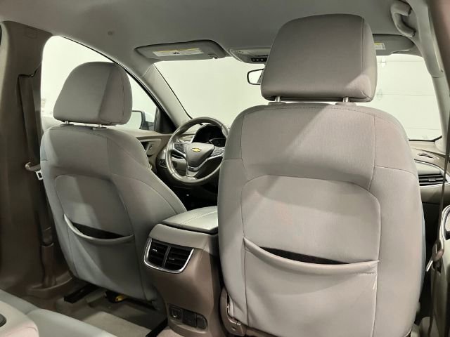 Used 2018 Chevrolet Malibu LT w/ Driver Confidence Package image 43
