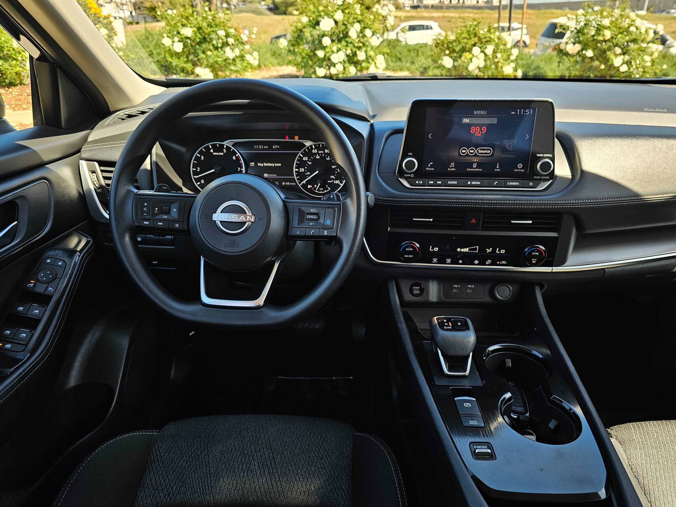 Used 2024 Nissan Rogue SV FWD image 21