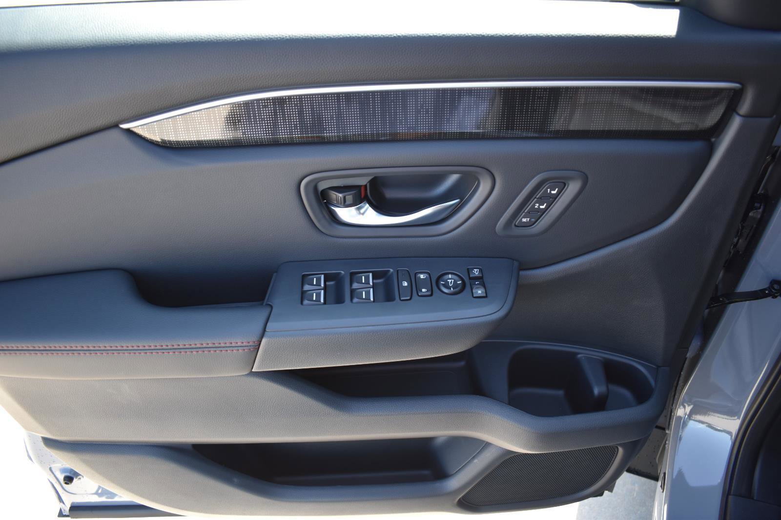 New 2025 Honda Pilot Black Edition image 25