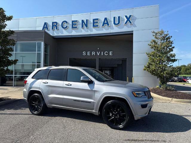 Used 2020 Jeep Grand Cherokee Altitude