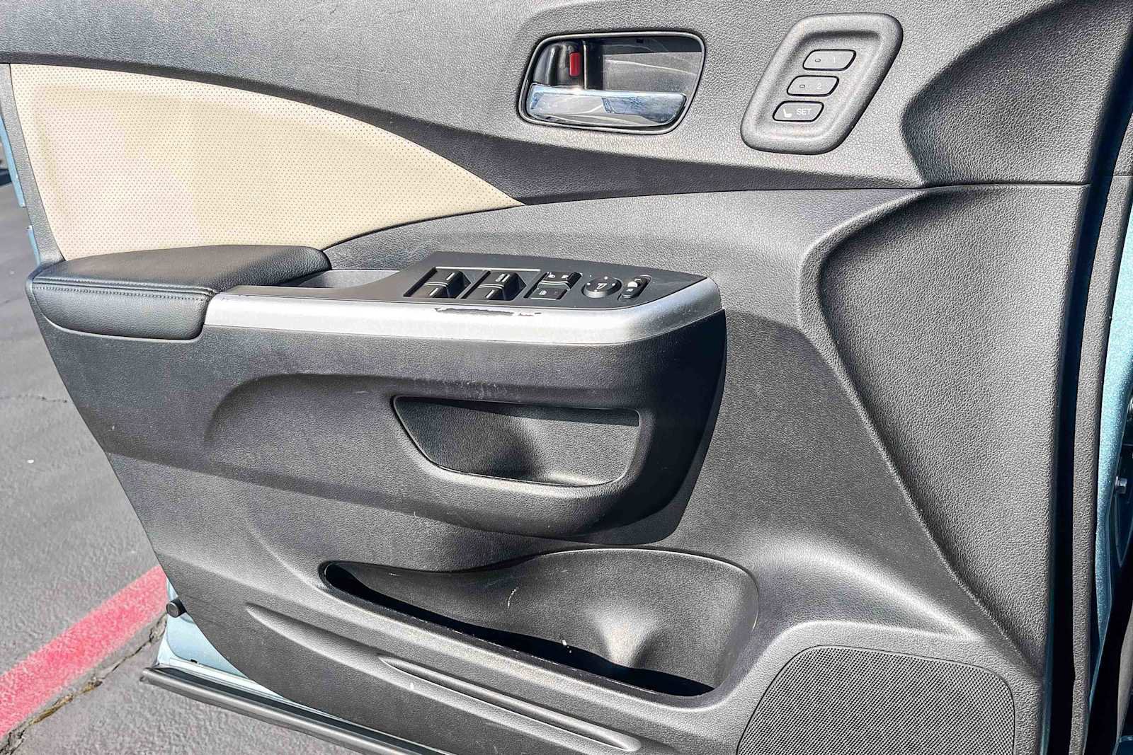 Used 2015 Honda CR-V Touring image 20