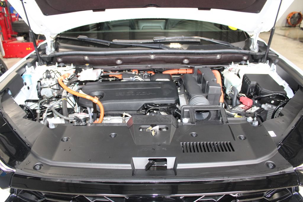 Used 2025 Honda CR-V Sport Touring image 14