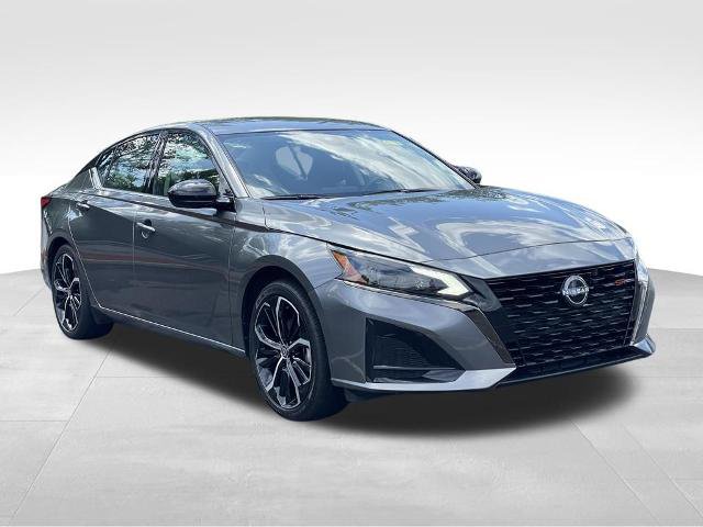 Certified 2023 Nissan Altima 2.5 SR AWD/4WD image 3