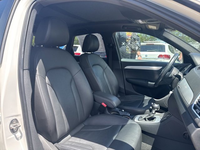 Used 2018 Audi Q3 2.0T Premium w/ Convenience Package image 15