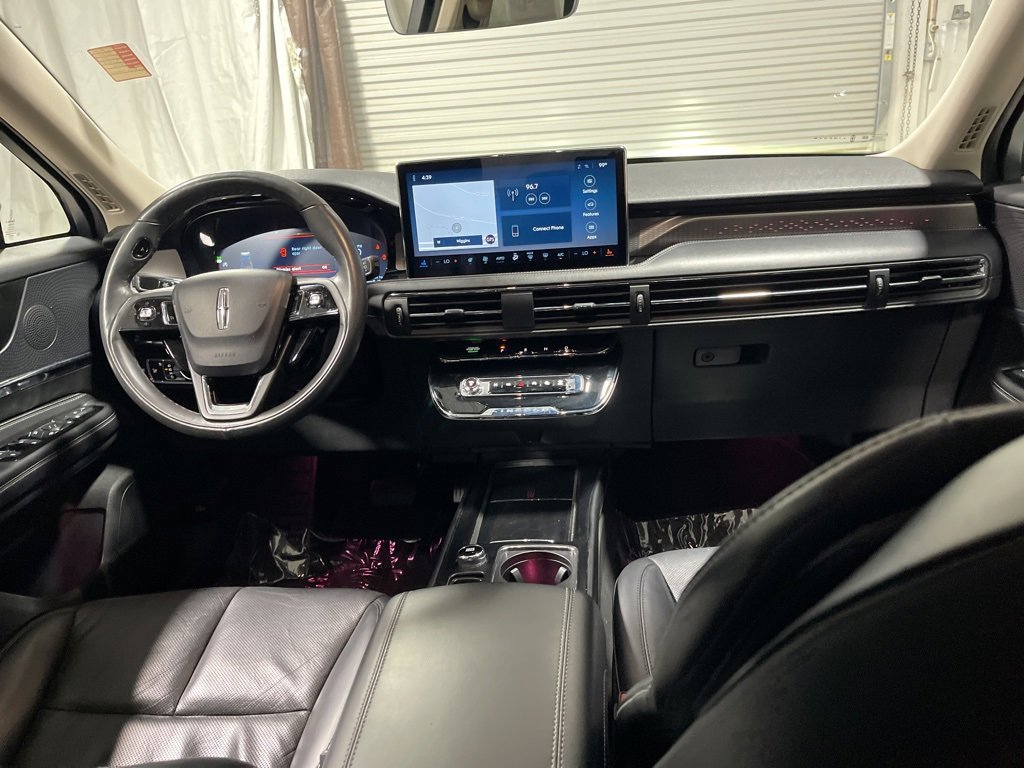 Used 2024 Lincoln Corsair Reserve w/ Equipment Group 201A image 15