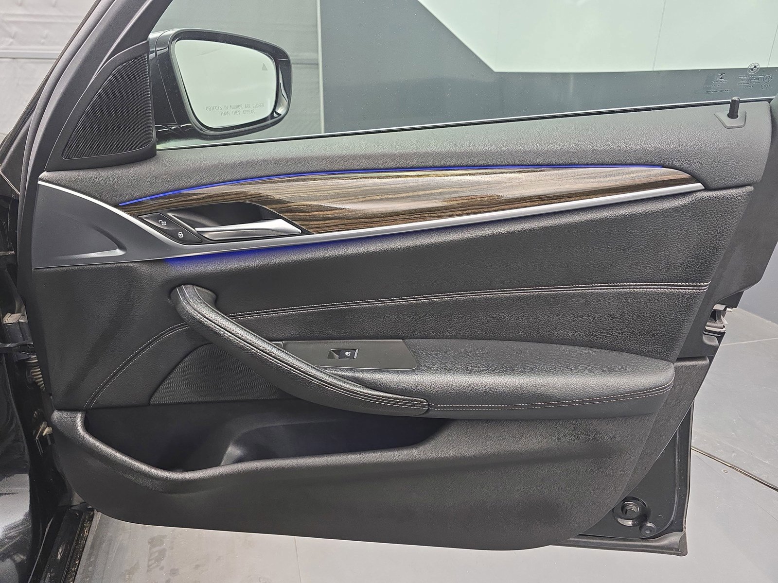 Used 2019 BMW 540i RWD image 46