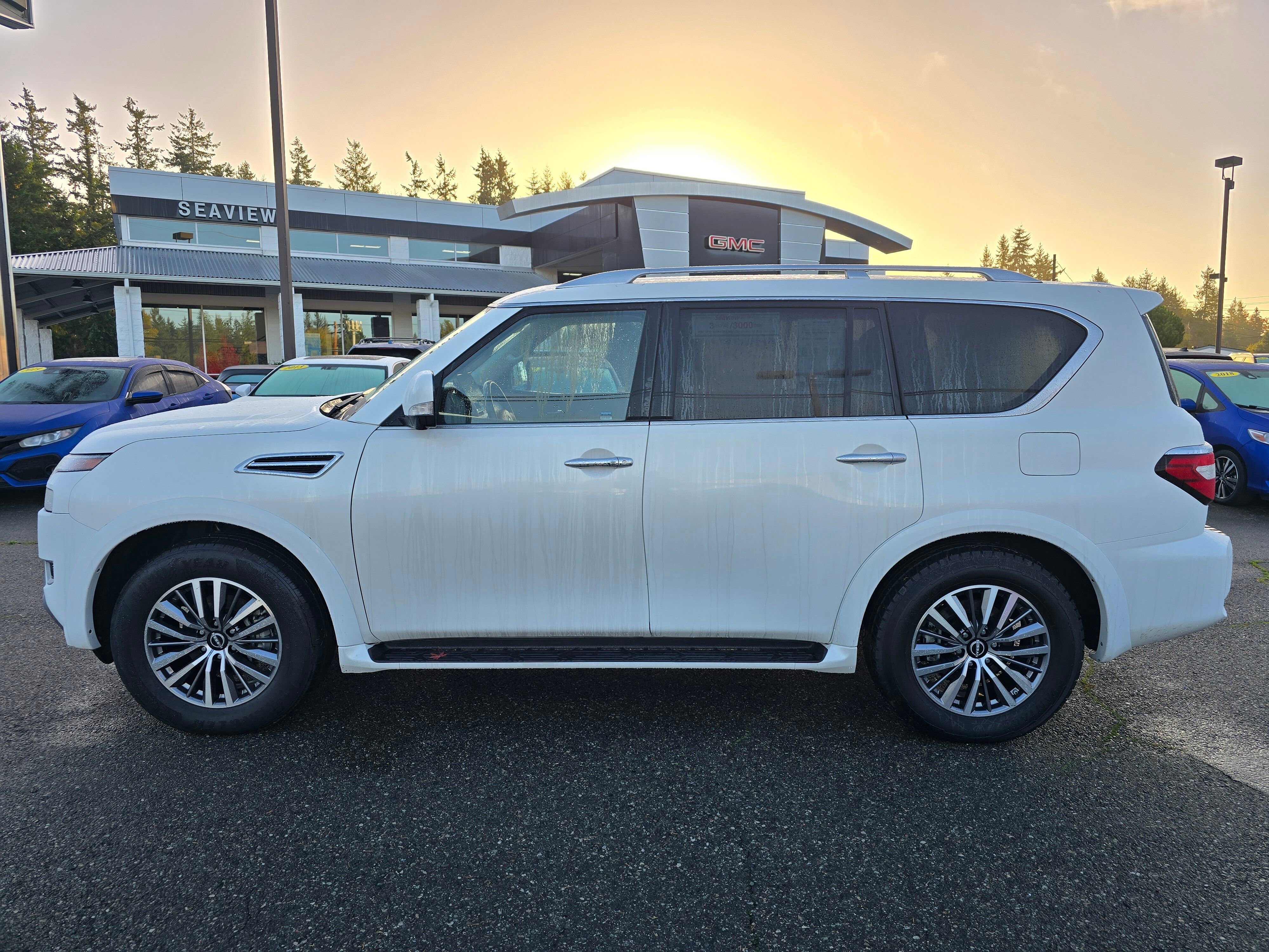 Used 2024 Nissan Armada SL image 4