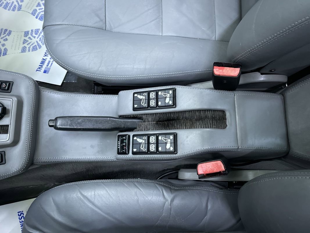 Used 1987 BMW 635CSi Coupe image 24