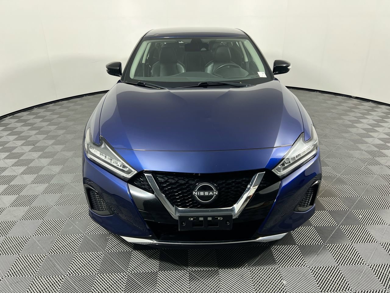 Used 2023 Nissan Maxima SV w/ Floor Mat Group FWD image 8