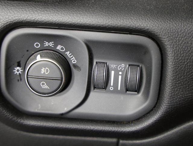 Used 2020 RAM 2500 Laramie image 27