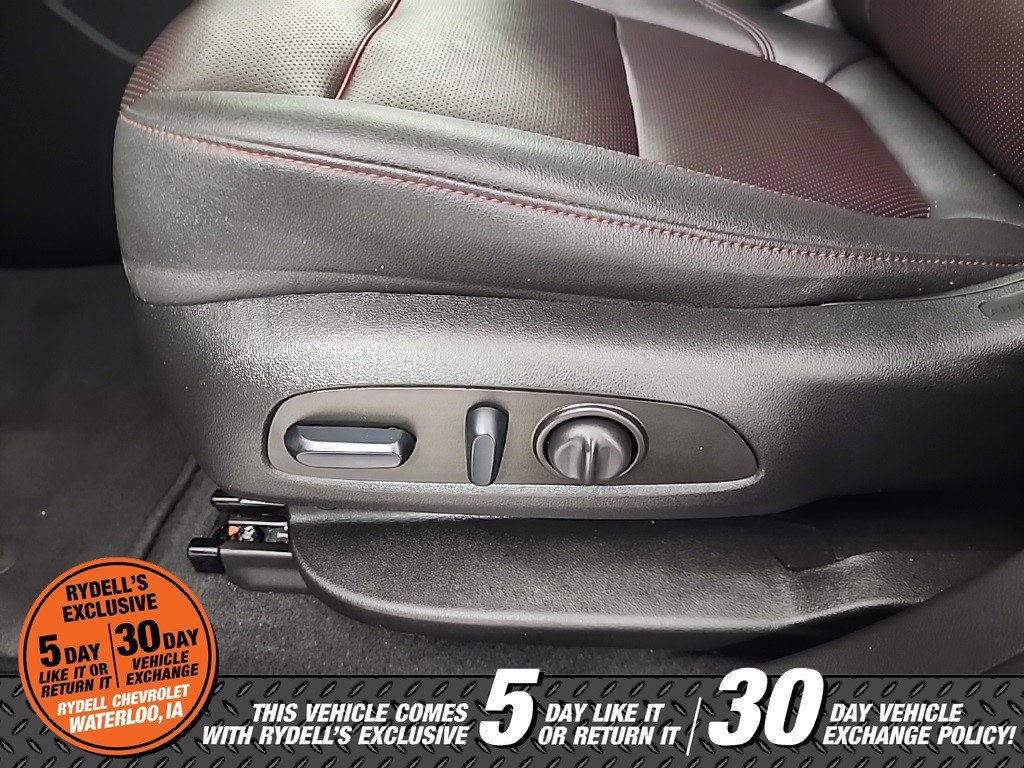 Used 2022 Chevrolet Blazer RS w/ Enhanced Convenience Package image 22